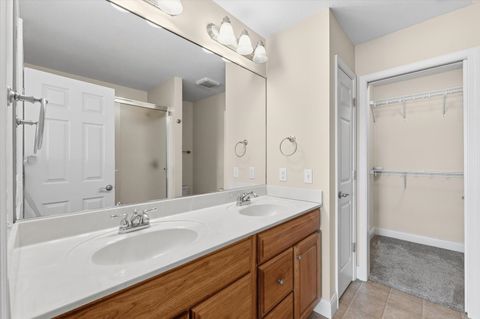 Tiny photo for 2208 S Cyprus Point #2208, Urbana, IL 61802 (MLS # 12504913)