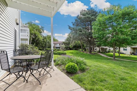 Tiny photo for 304 Windstream Court, Aurora, IL 60504 (MLS # 12653085)