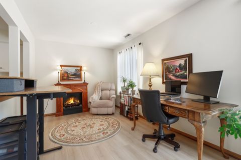 Tiny photo for 304 Windstream Court, Aurora, IL 60504 (MLS # 12653085)