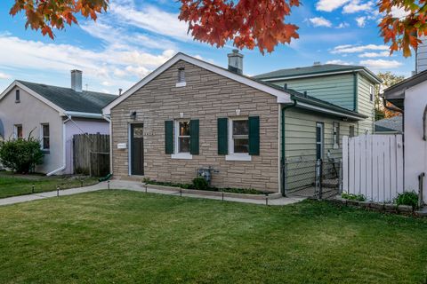 A home in River Grove