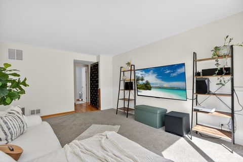 Tiny photo for 981 Longstreet Drive, Bartlett, IL 60103 (MLS # 12464492)