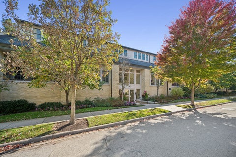 Photo of 240 Whistler Road #1E, Highland Park, IL 60035 (MLS # 12791592)