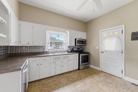 Tiny photo for 108 NE 5th Avenue, Aledo, IL 61231 (MLS # 12652395)