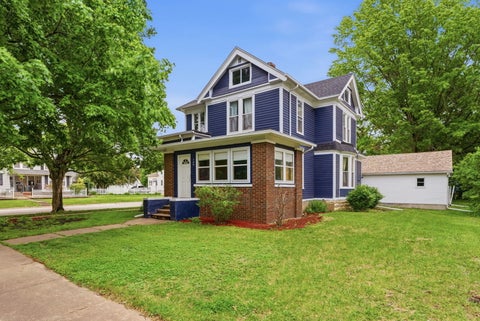 Photo of 108 NE 5th Avenue, Aledo, IL 61231 (MLS # 12652395)