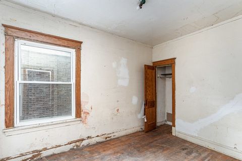 Tiny photo for 4920 W Cortez Street, Chicago, IL 60651 (MLS # 12524370)