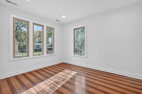 Tiny photo for 42362 N Poplar Street, Antioch, IL 60002 (MLS # 12532475)