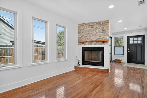 Tiny photo for 42362 N Poplar Street, Antioch, IL 60002 (MLS # 12532475)