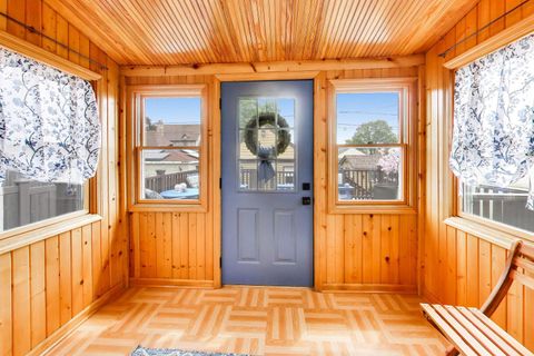 Tiny photo for 7347 N Overhill Avenue, Chicago, IL 60631 (MLS # 12648552)
