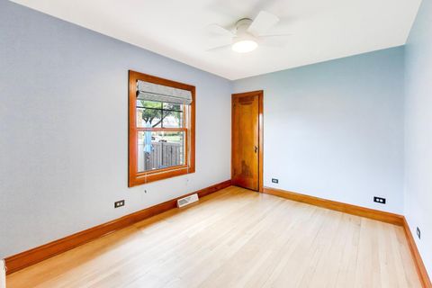 Tiny photo for 7347 N Overhill Avenue, Chicago, IL 60631 (MLS # 12648552)