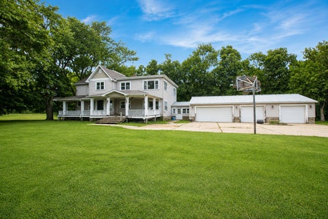 Tiny photo for 1502 S Galena Avenue, Dixon, IL 61021 (MLS # 12732441)