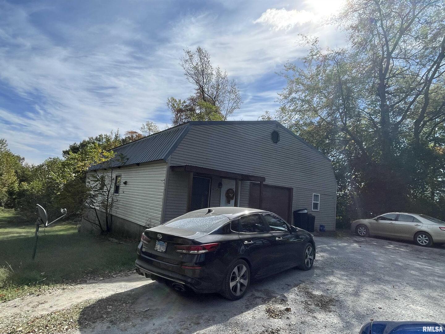 2480 Meadville Lane