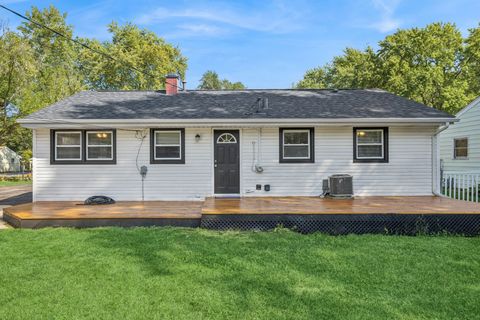Tiny photo for 110 Delaware Street, Crystal Lake, IL 60014 (MLS # 12505907)