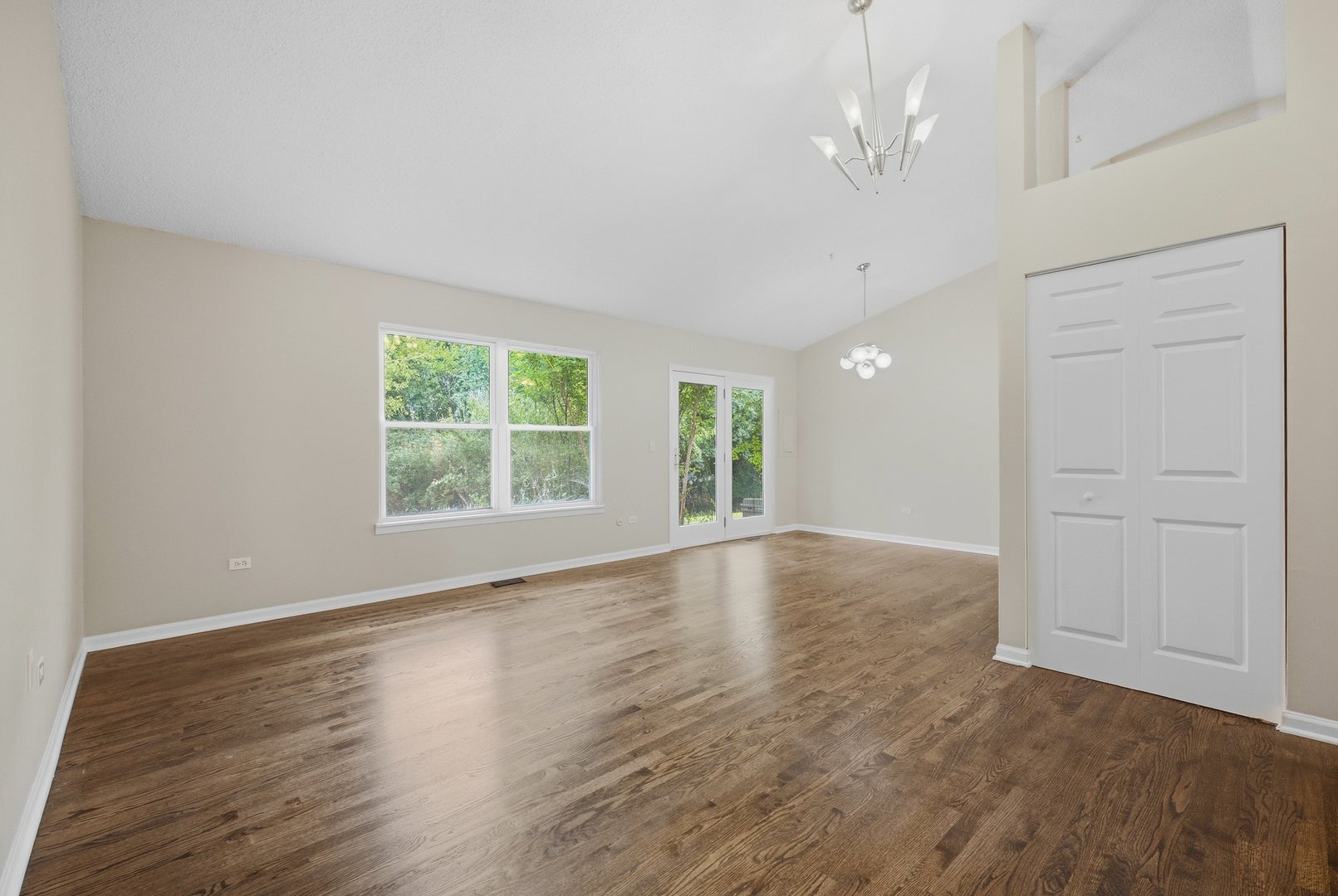 610 Lyon Court