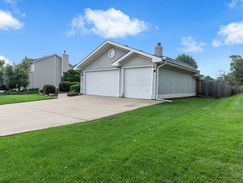 Tiny photo for 514 Stephanie Drive, Lockport, IL 60441 (MLS # 12757815)