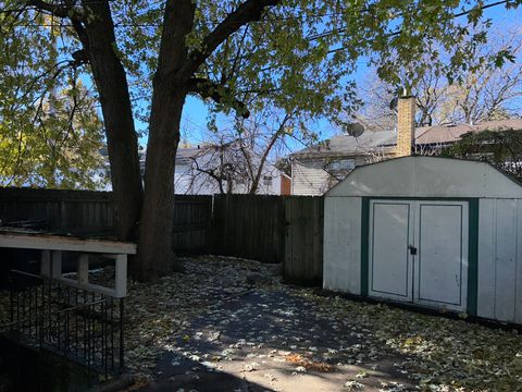 Tiny photo for 11554 S Peoria Street, Chicago, IL 60643 (MLS # 12518694)