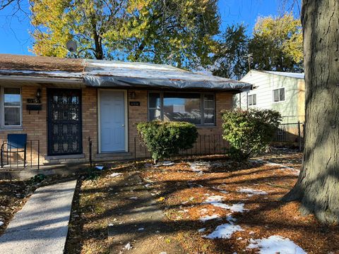 Tiny photo for 11554 S Peoria Street, Chicago, IL 60643 (MLS # 12518694)