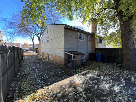 Tiny photo for 11554 S Peoria Street, Chicago, IL 60643 (MLS # 12518694)