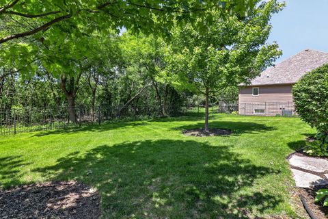 Tiny photo for 0N462 Arbor Court, Winfield, IL 60190 (MLS # 12702677)