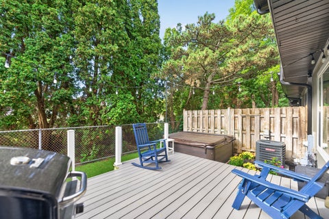 Tiny photo for 6 Cypress Square, Elgin, IL 60123 (MLS # 12775105)