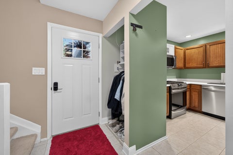 Tiny photo for 6 Cypress Square, Elgin, IL 60123 (MLS # 12775105)