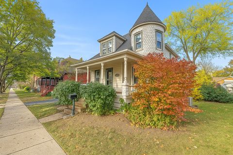 Photo of 4005 Deyo Avenue, Brookfield, IL 60513 (MLS # 12513488)