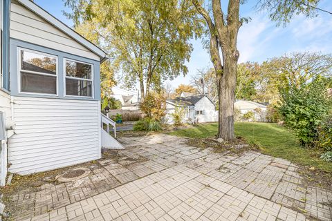 Tiny photo for 4005 Deyo Avenue, Brookfield, IL 60513 (MLS # 12513488)