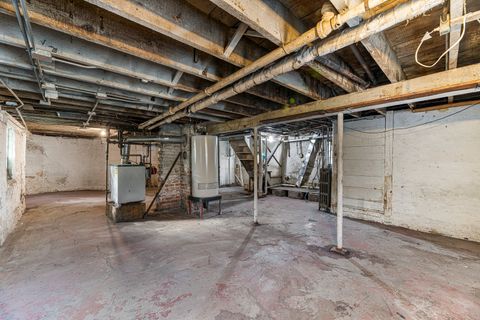 Tiny photo for 4005 Deyo Avenue, Brookfield, IL 60513 (MLS # 12513488)