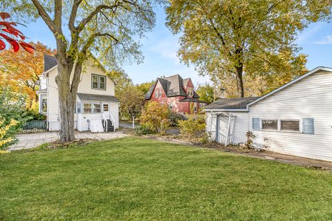 Tiny photo for 4005 Deyo Avenue, Brookfield, IL 60513 (MLS # 12513488)