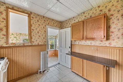 Tiny photo for 4005 Deyo Avenue, Brookfield, IL 60513 (MLS # 12513488)