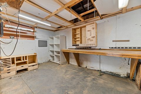 Tiny photo for 4005 Deyo Avenue, Brookfield, IL 60513 (MLS # 12513488)