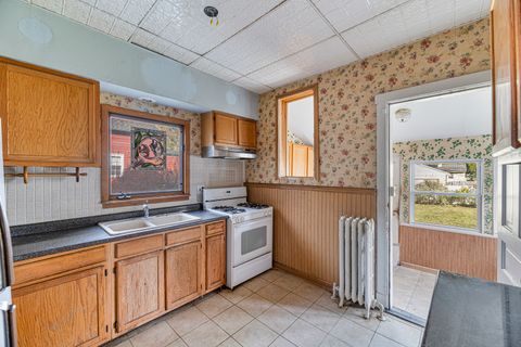 Tiny photo for 4005 Deyo Avenue, Brookfield, IL 60513 (MLS # 12513488)