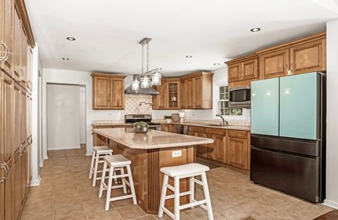 Tiny photo for 25w303 Gunston Avenue, Naperville, IL 60540 (MLS # 12471252)