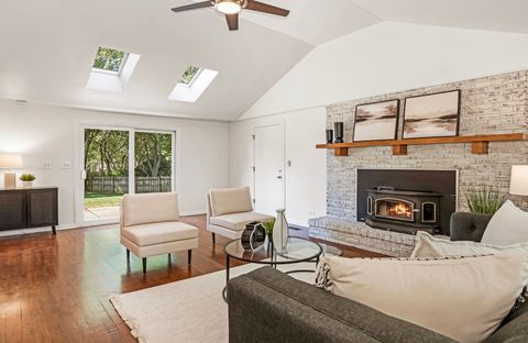 Tiny photo for 25w303 Gunston Avenue, Naperville, IL 60540 (MLS # 12471252)