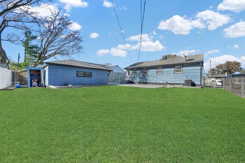 Tiny photo for 19 Mohawk Drive, Thornton, IL 60476 (MLS # 12662646)