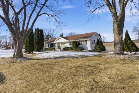 Tiny photo for 360 Knoll Road, Belvidere, IL 61008 (MLS # 12564648)