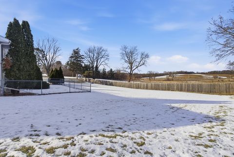 Tiny photo for 360 Knoll Road, Belvidere, IL 61008 (MLS # 12564648)