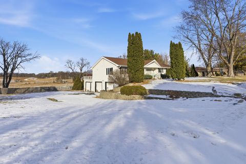 Tiny photo for 360 Knoll Road, Belvidere, IL 61008 (MLS # 12564648)