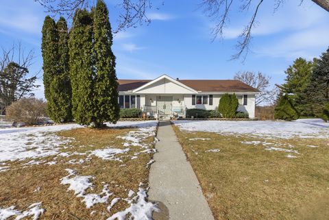Photo of 360 Knoll Road, Belvidere, IL 61008 (MLS # 12564648)