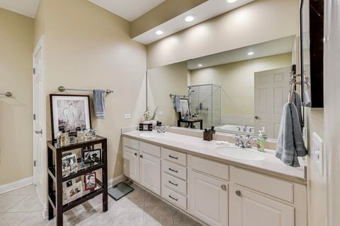 Tiny photo for 95 S Canterbury Court, Lake Forest, IL 60045 (MLS # 12488575)