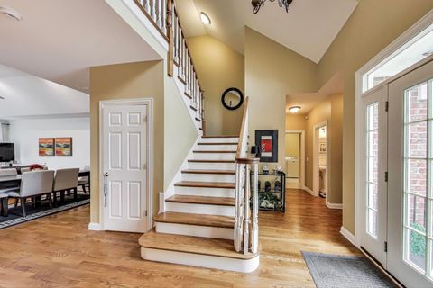 Tiny photo for 95 S Canterbury Court, Lake Forest, IL 60045 (MLS # 12488575)