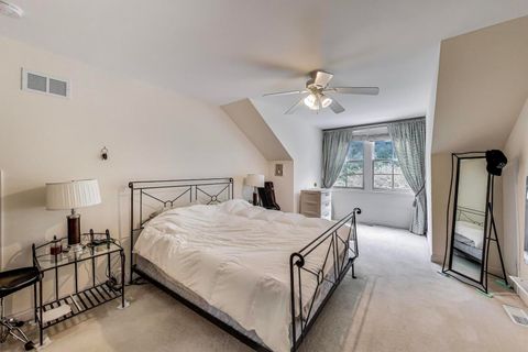 Tiny photo for 95 S Canterbury Court, Lake Forest, IL 60045 (MLS # 12488575)