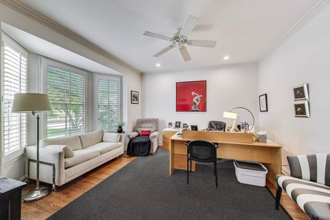 Tiny photo for 95 S Canterbury Court, Lake Forest, IL 60045 (MLS # 12488575)