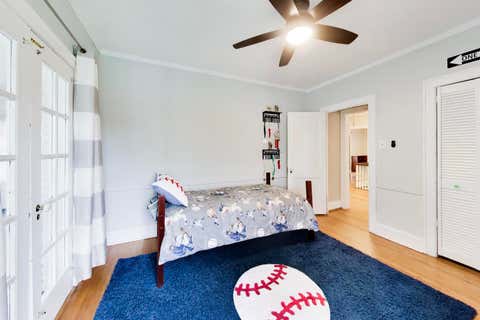 Tiny photo for 10041 S Hoyne Avenue, Chicago, IL 60643 (MLS # 12705180)
