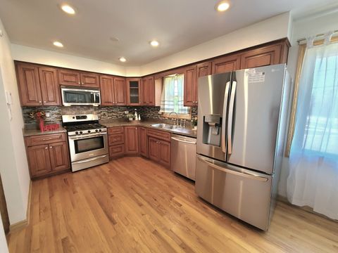 Tiny photo for 8436 Moody Avenue, Burbank, IL 60459 (MLS # 12479622)