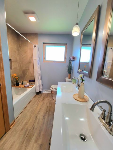 Tiny photo for 8436 Moody Avenue, Burbank, IL 60459 (MLS # 12479622)