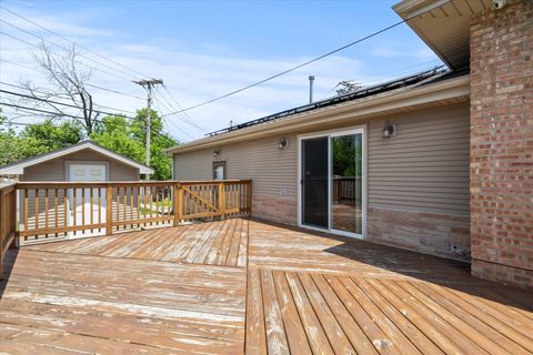 Tiny photo for 8436 Moody Avenue, Burbank, IL 60459 (MLS # 12479622)