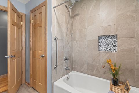 Tiny photo for 8436 Moody Avenue, Burbank, IL 60459 (MLS # 12479622)