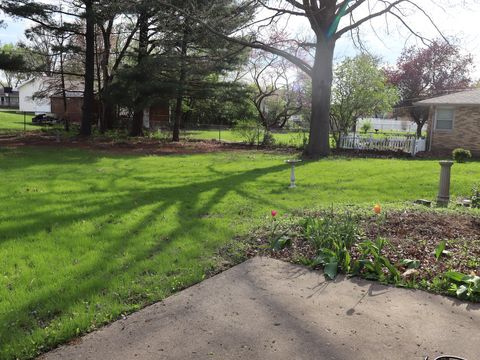 Tiny photo for 1605 Sharon Road, Streator, IL 61364 (MLS # 12350733)