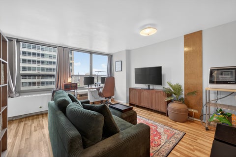 Tiny photo for 3550 N Lake Shore Drive #1925, Chicago, IL 60657 (MLS # 12762029)