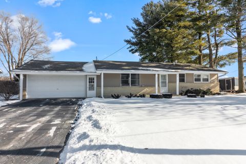 Photo of 304 S State Street, Poplar Grove, IL 61065 (MLS # 12554589)